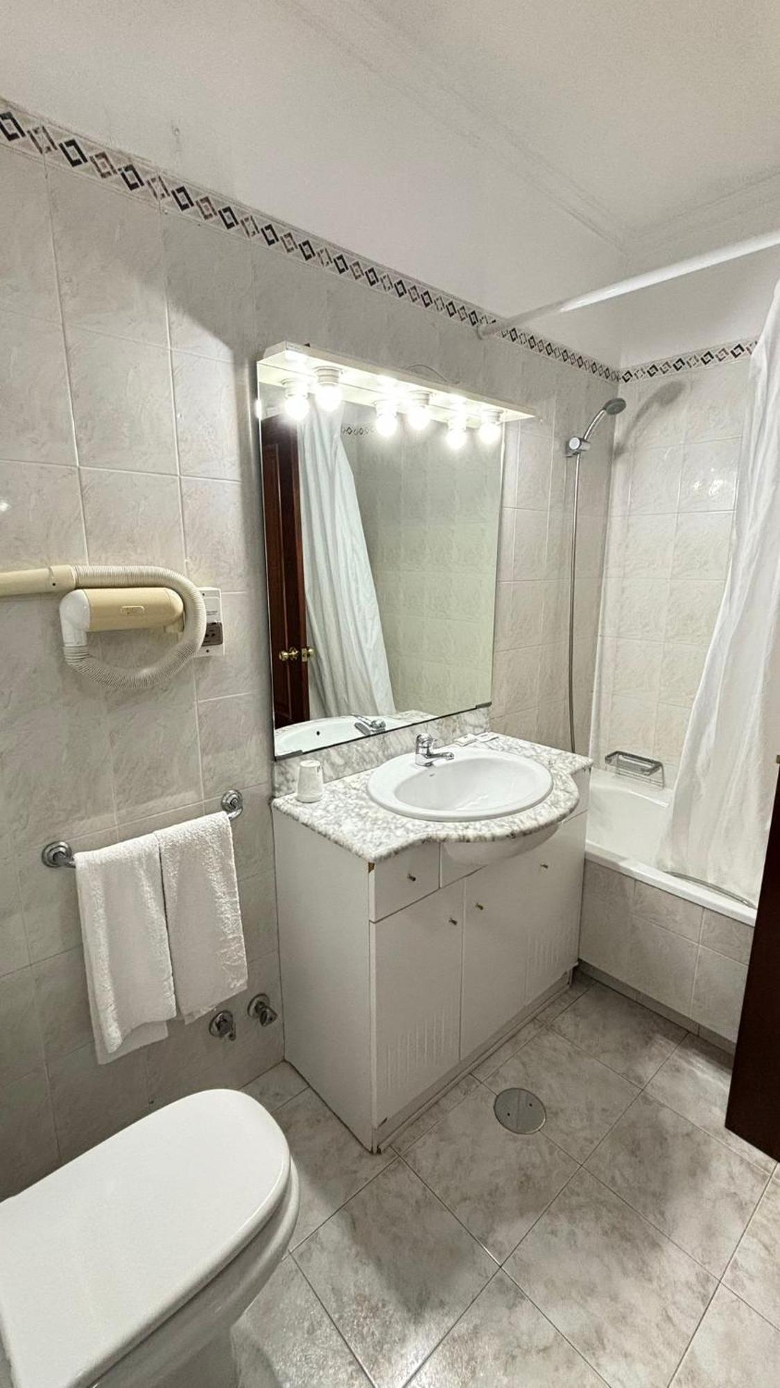 Hotel Trindade Coelho Mogadouro  Ngoại thất bức ảnh