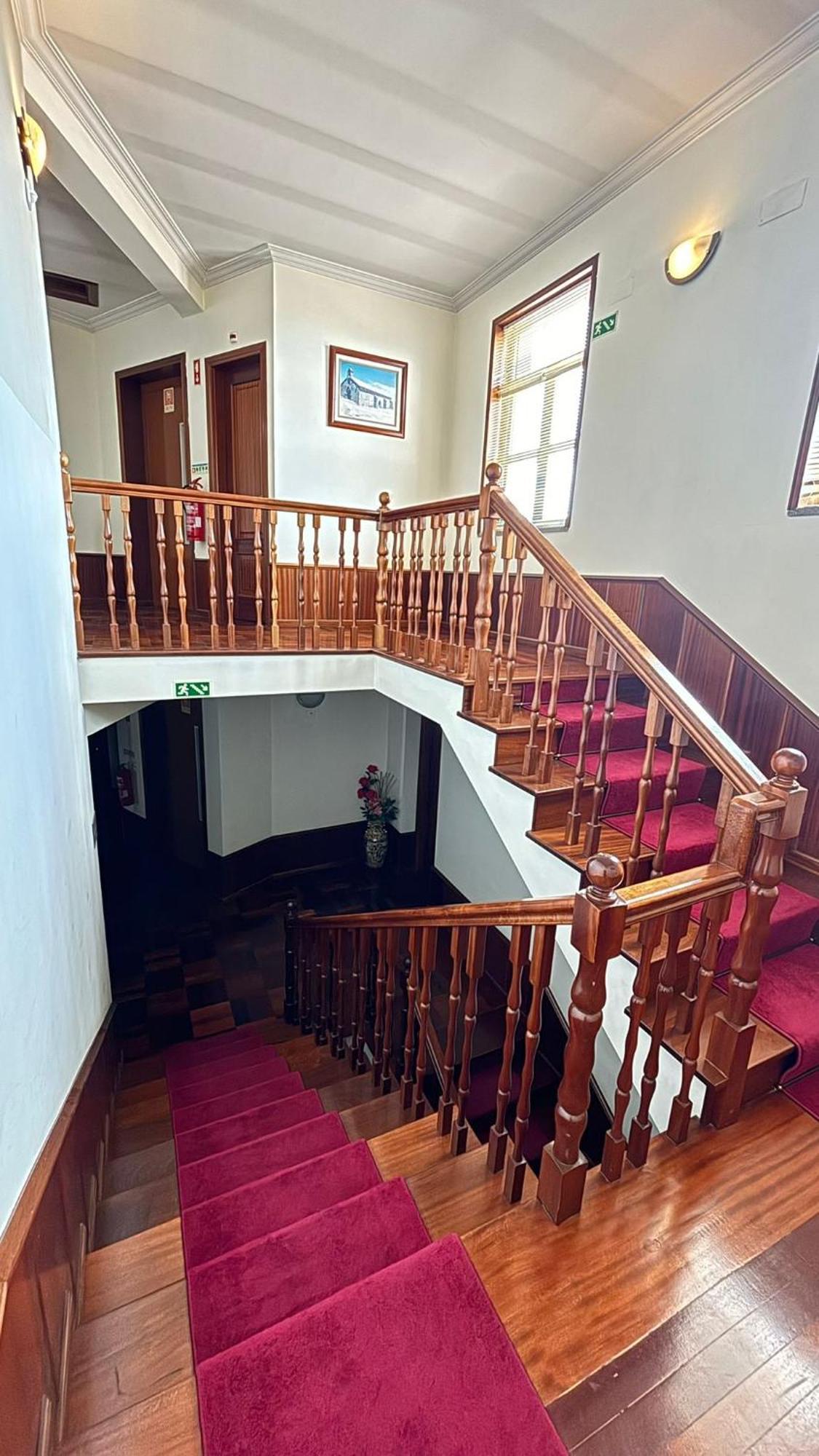 Hotel Trindade Coelho Mogadouro  Ngoại thất bức ảnh