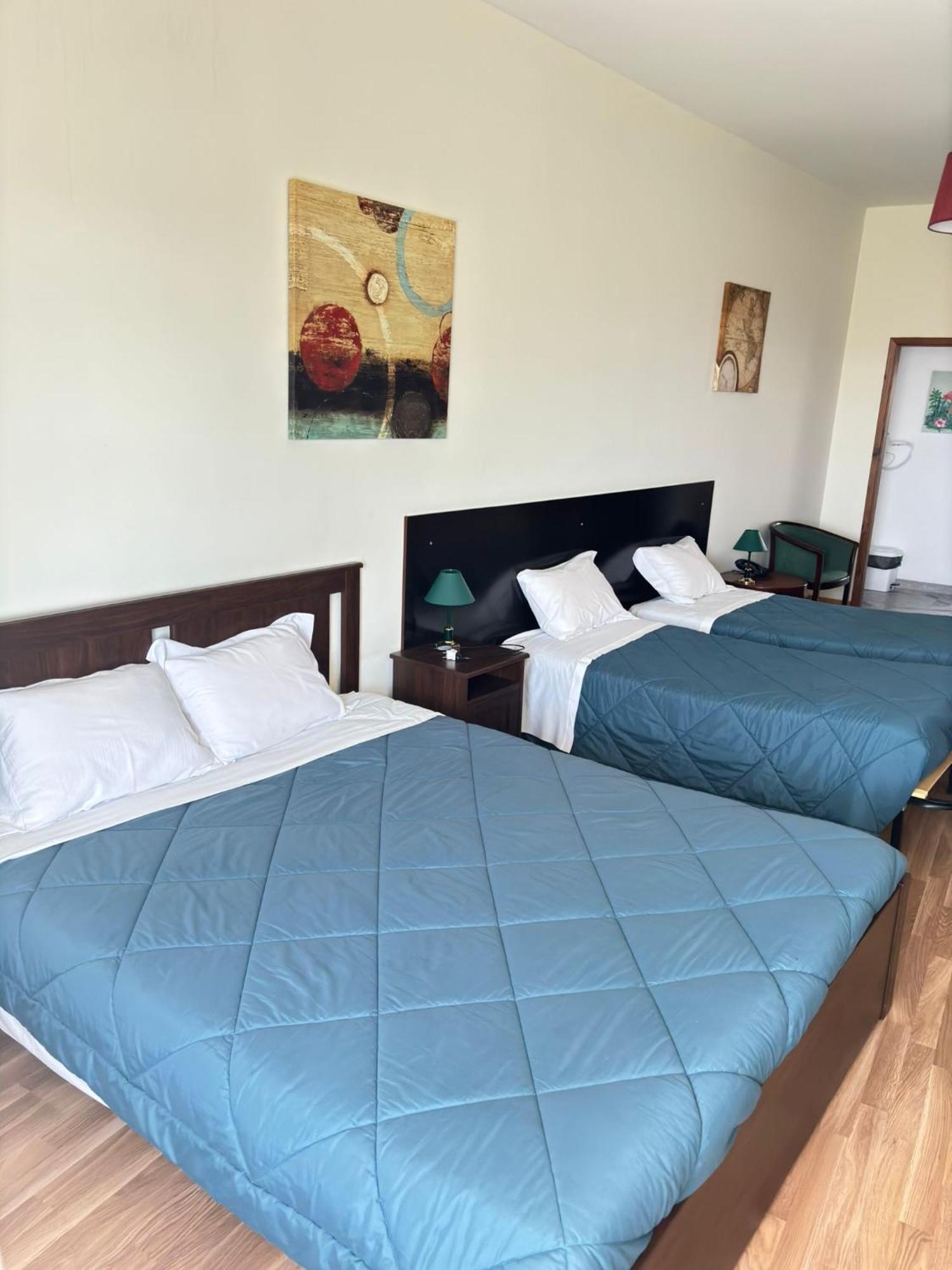 Hotel Trindade Coelho Mogadouro  Ngoại thất bức ảnh