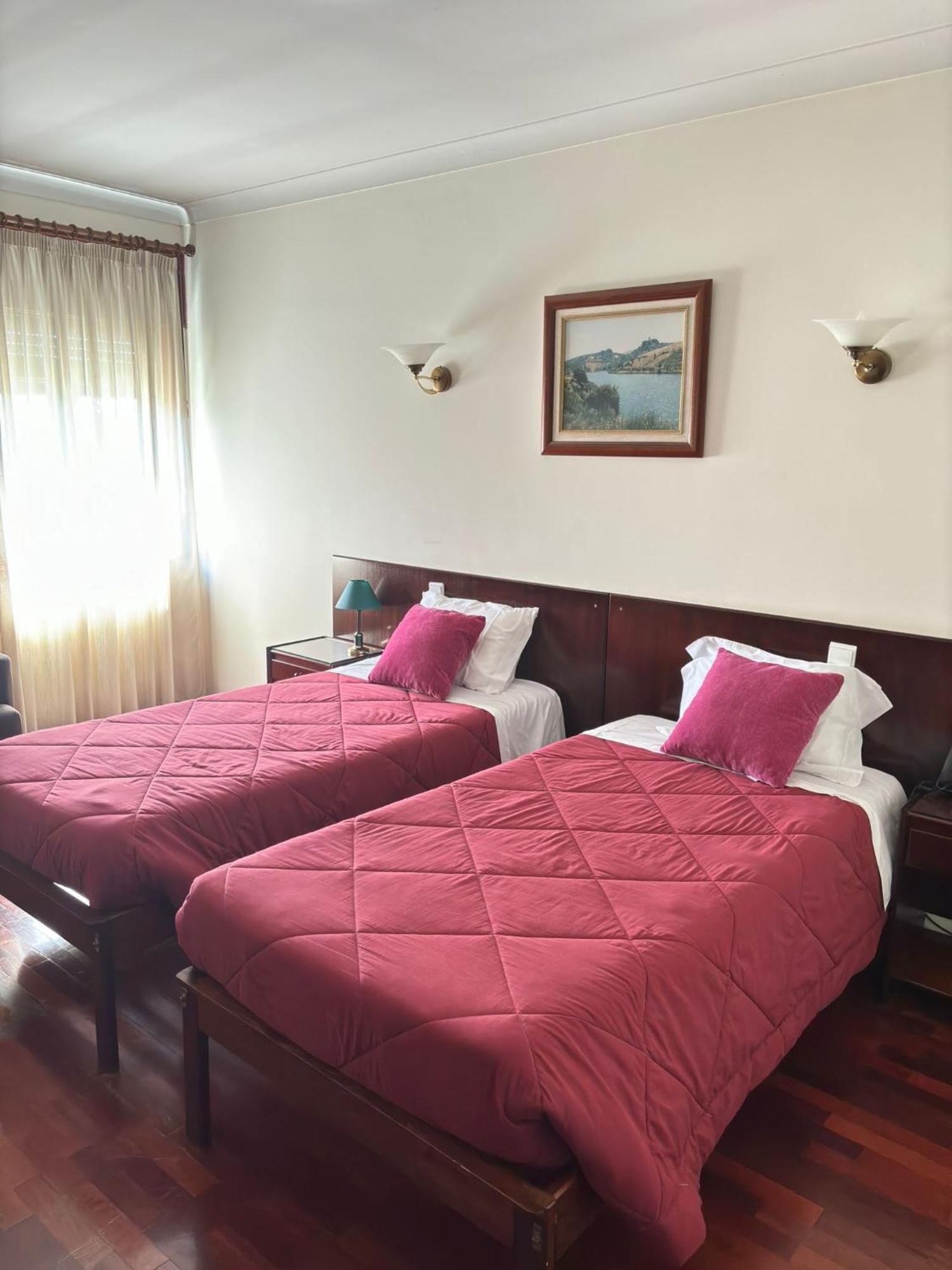 Hotel Trindade Coelho Mogadouro  Ngoại thất bức ảnh