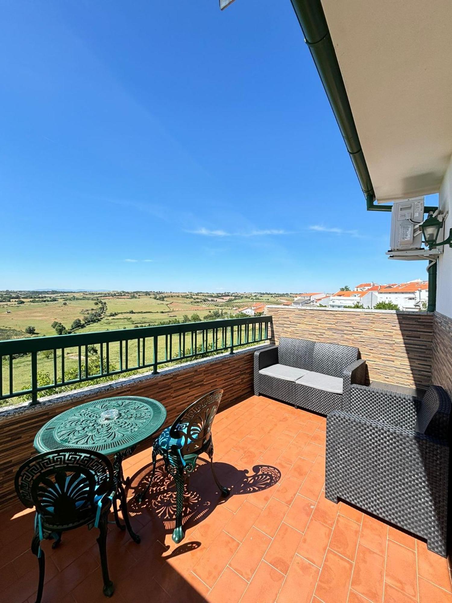 Hotel Trindade Coelho Mogadouro  Ngoại thất bức ảnh