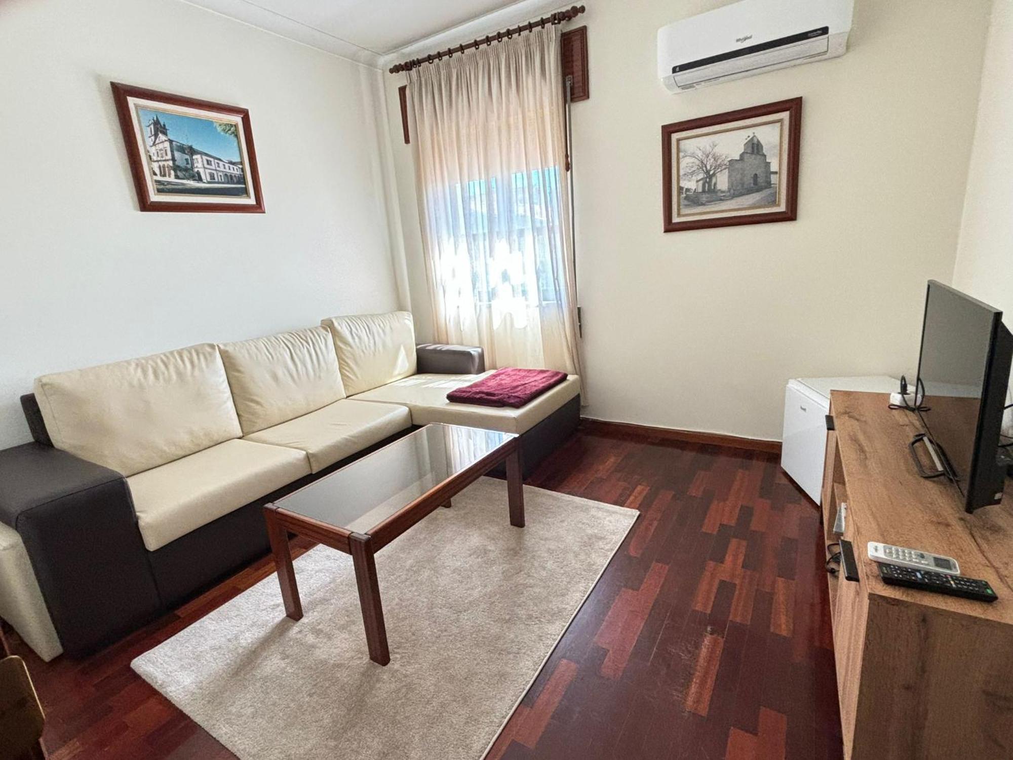 Hotel Trindade Coelho Mogadouro  Ngoại thất bức ảnh